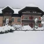 Koenighaus Daire