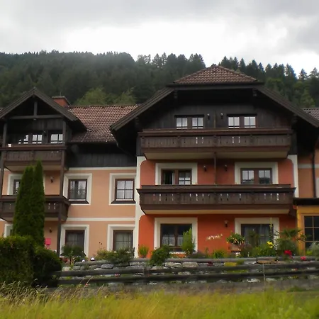 Koenighaus Apartmán Sankt Michael im Lungau